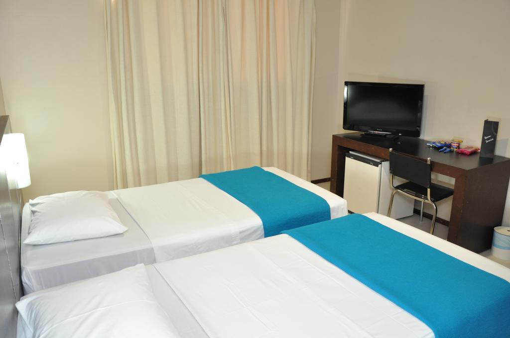 Crystal Plaza Hotel Goiânia Eksteriør billede